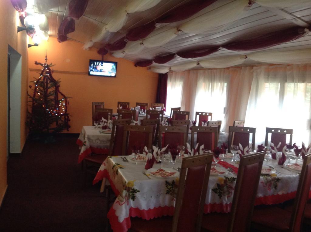 Hotel Panoramic Монеаса Стая снимка