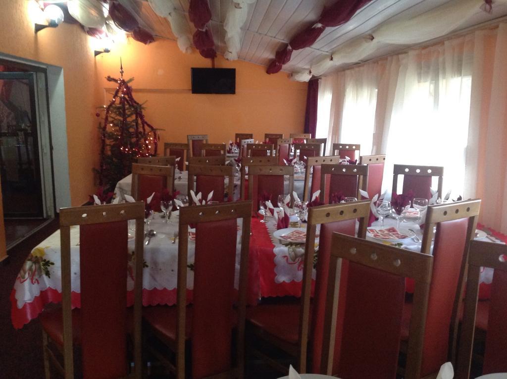 Hotel Panoramic Монеаса Стая снимка